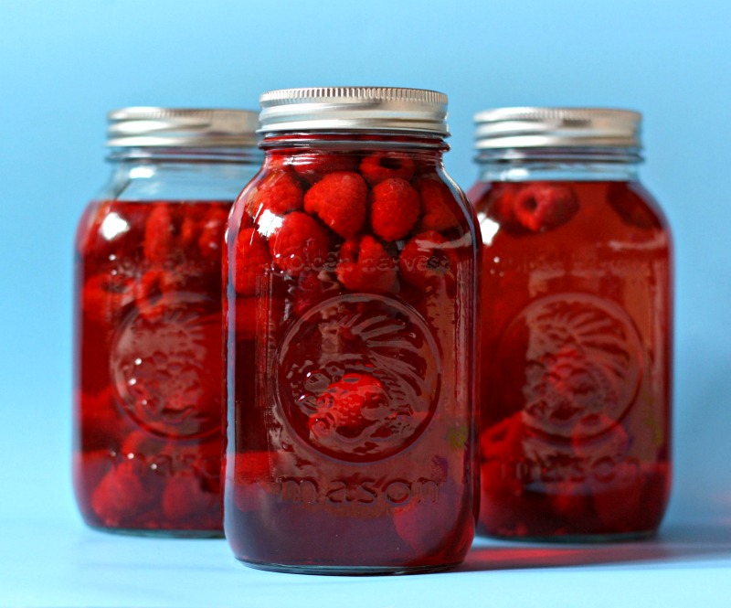 Homemade Raspberry Vinegar Recipe from Sew Creative. This recipe couldn't be easier and would make great Christmas gifts for foodies