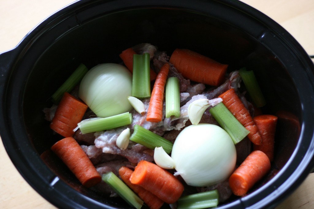 How to make Chicken Broth aka bone broth in your slow cooker