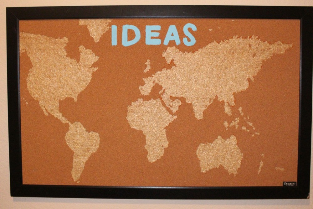 Hello Creative Family Craft of the Week DIY Cork Board Map Tutorial from Love Joy Glitter. Turn a cork bulletin board into an adorable map with this easy tutorial.