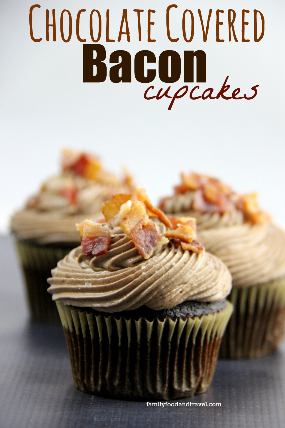 Does it get more decadent? We don't think so. This Bacon and Chocolate Cupcake recipe has dark chocolate combined with salty crunchy bacon. Bye bye diet! Perfect for dessert when entertaining guests or for birthday parties.