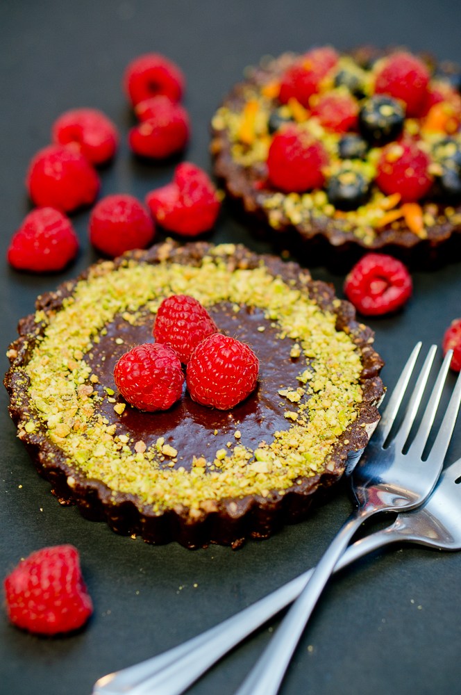 No Bake Chocolate Tarts Recipe from Delicious Meets Healthy