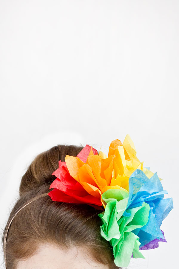 DIY Rainbow Fascinator from Studio DIY