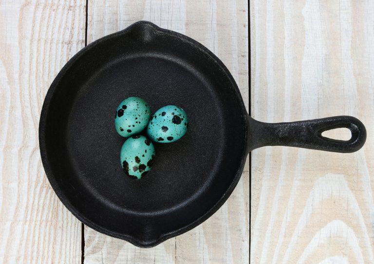 Back To Basics: How To Buy and Refurbish A Cast Iron Frying Pan- Everything You Need To Know
