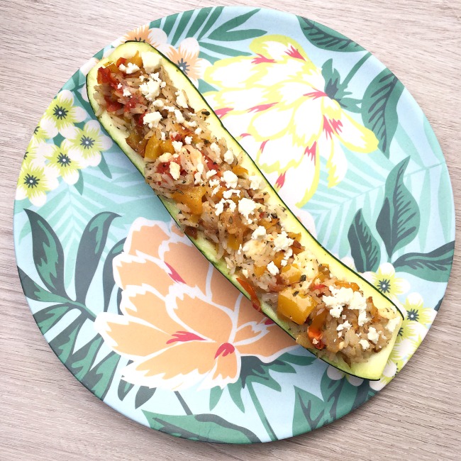 Looking for a 30 minute meal dinner idea? Whether you are craving pizza, tacos or meatless monday this easy stuffed zucchini recipe has 3 variations to keep your whole family satisfied.