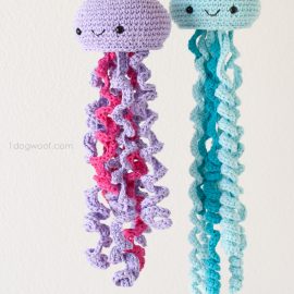 Crochet Jellyfish from 1 Dog Woof