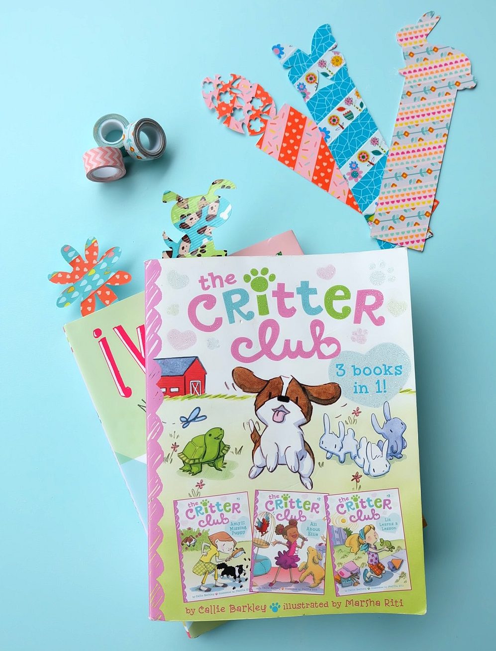 These DIY Animal Shaped Washi Tape Bookmarks made on the Cricut Explore are easy to make and they are a 10 minute craft project! They are so cute and would make great handmade gifts or non-candy Easter presents!