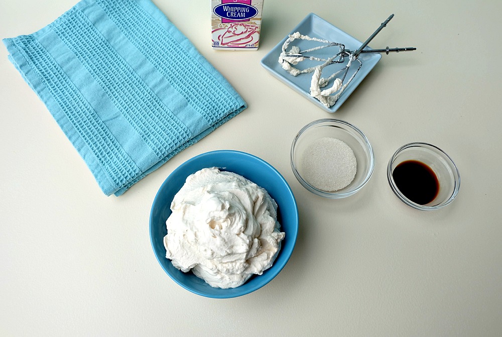 Toss the canned whipped cream! Making whipped cream from scratch is simple with Hello Creative Family's Easy Back To Basics How To Make Whipped Cream Recipe. All you need is whipping cream, sugar and vanilla! Control exactly how much sugar goes in and experiment with different flavor options like Pina Colada, Mocha Latte and Lemon Meringue whipped cream!