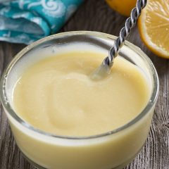 Homemade lemon curd is a delicious topping for scones, biscuits and cakes. Do you know that it's easy to make? In Hello Creative Family's newest Back To Basics article they share the simple steps for how to make meyer lemon curd recipe!