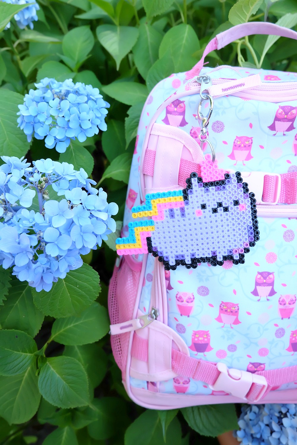 Bling out your kids backpack with this fun, creative, craft project! Make DIY Perler Bead Zipper Pulls that are perfect for back to school fashion accessories! A fun kids craft using hama beads! 