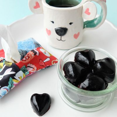 Sooth a sore throat and eliminate cold and flu symptoms with this easy, DIY cold remedy! This Easy Homemade Elderberry Cold Fighting Gummies recipe is great for cold prevention, boosting the immune system, soothing sore throats and helping your body kick a cold fast! Perfect for kids and adults! Also includes a recipe for elderberry syrup. #Recipe #Health #healthandwellness #DIY