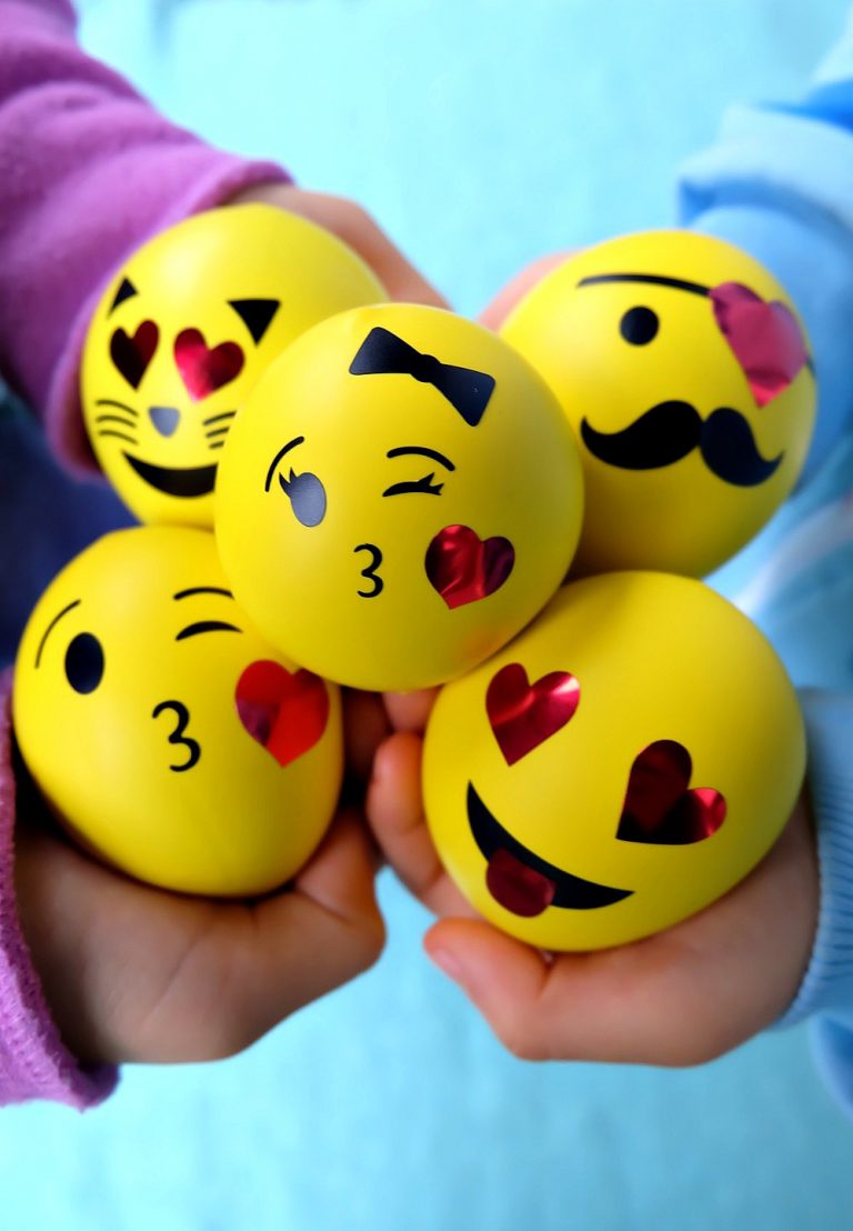 DIY Emoji Squishy Stress Balls Filled With Slime