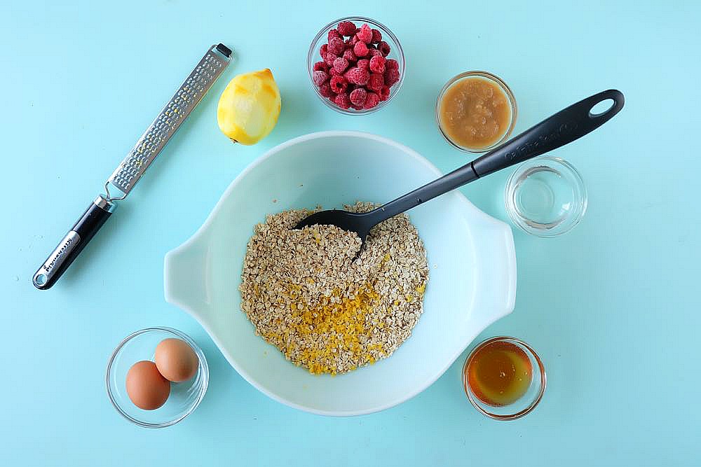 Looking for a delicious, easy and healthy breakfast idea? This healthy lemon raspberry breakfast cookie recipe is a delicious and guilt free way to start the day! Perfect for breakfast on the go, its gluten free, low in sugar, dairy free and packed with the bright and beautiful flavors of lemon and raspberries! Freeze extras for breakfast meal planning!