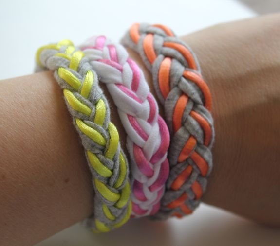 37+ Handmade Gift Ideas For Mom That She's Guaranteed To Love: DIY Braided Shirt Bracelets from Hello Glow