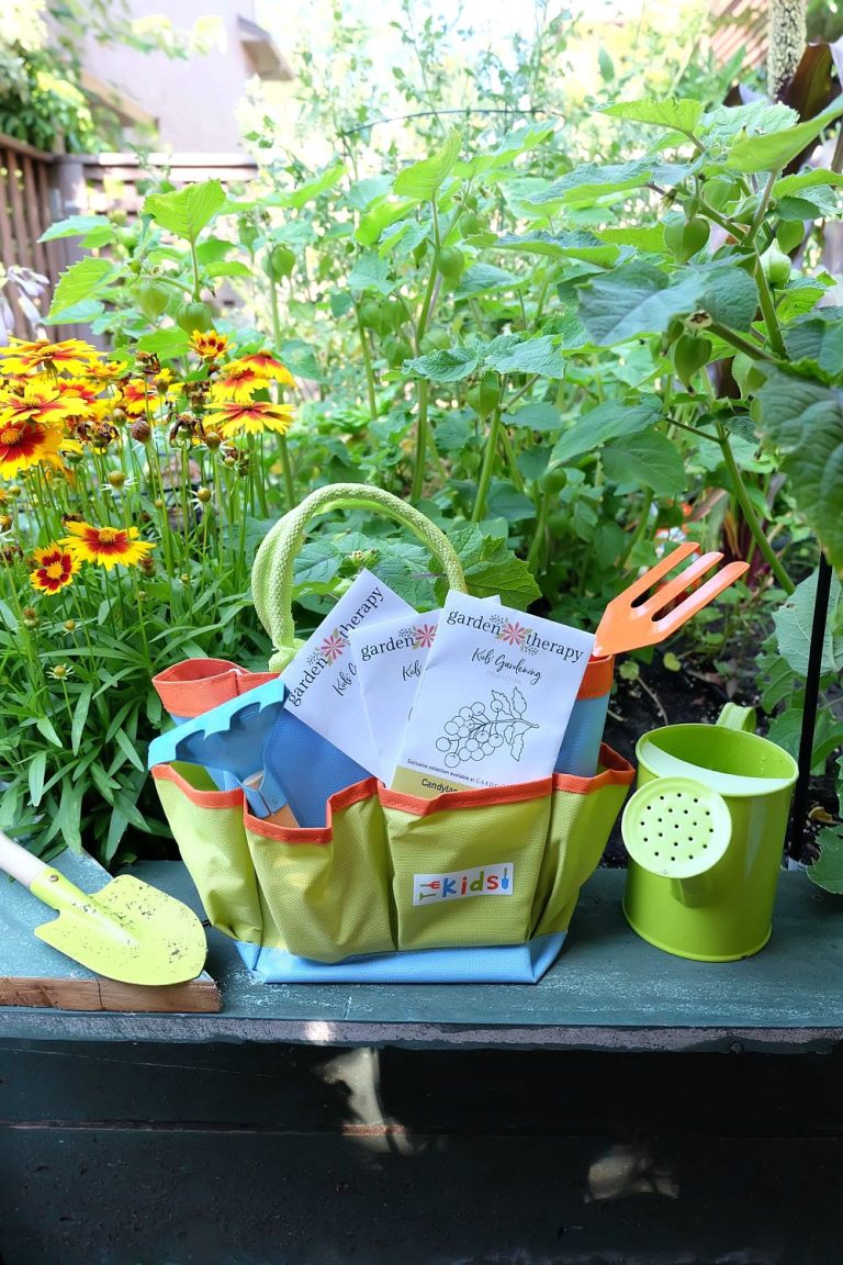 Easy DIY Planter Box + Garden Therapy Kids Gardening Kit + A Giveaway!