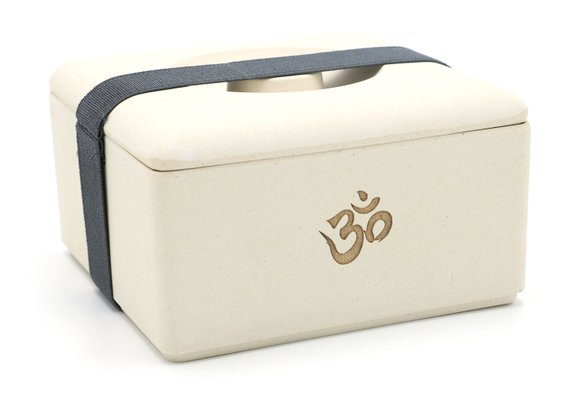 Handmade School Supplies & Accessories You'll Love: Bamboo Bento Box from Freakulized