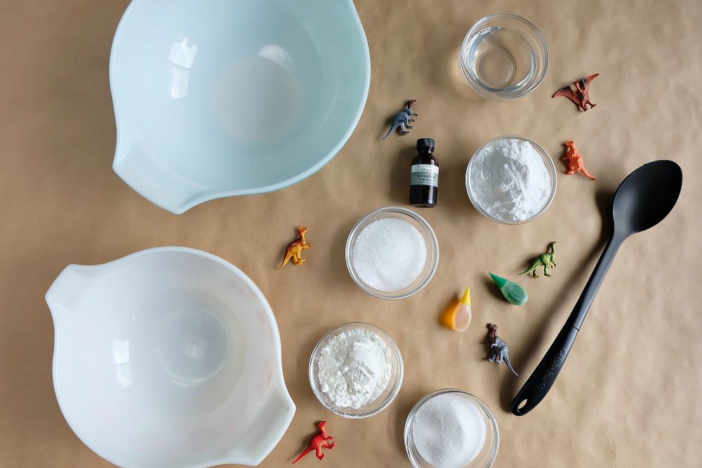 Bath bombs are easy to make at home, if you know how! Learn how to make these DIY Dinosaur Egg Bath Bombs. They have little toy dinosaurs hidden inside and make a great gift idea for dinosaur loving boys and girls! Give them as a handmade stocking stuffer and make bath time fun! #StockingStuffer #Handmade #DIY #Dinosaur #BathProduct