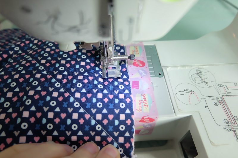 Learn how to make a DIY Rag Quilt using your Cricut Maker! Includes step by step photos, instructions, and a cut file for your Cricut! A great tutorial even if you dont have a Cricut! Learn the easiest way to make a rag quilt. Perfect for handmade gifts including baby shower gifts, birthday gifts and Christmas gifts for your friends and family! #RagQuilt #Cricut #CricutMade #CricutMaker #Sewing #Sponsored