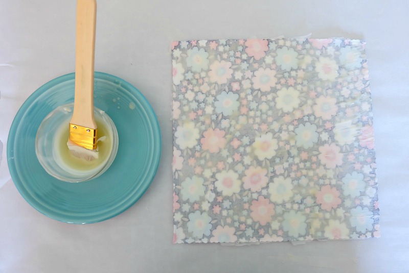Instructions for making Easy DIY Beeswax Food Wrap