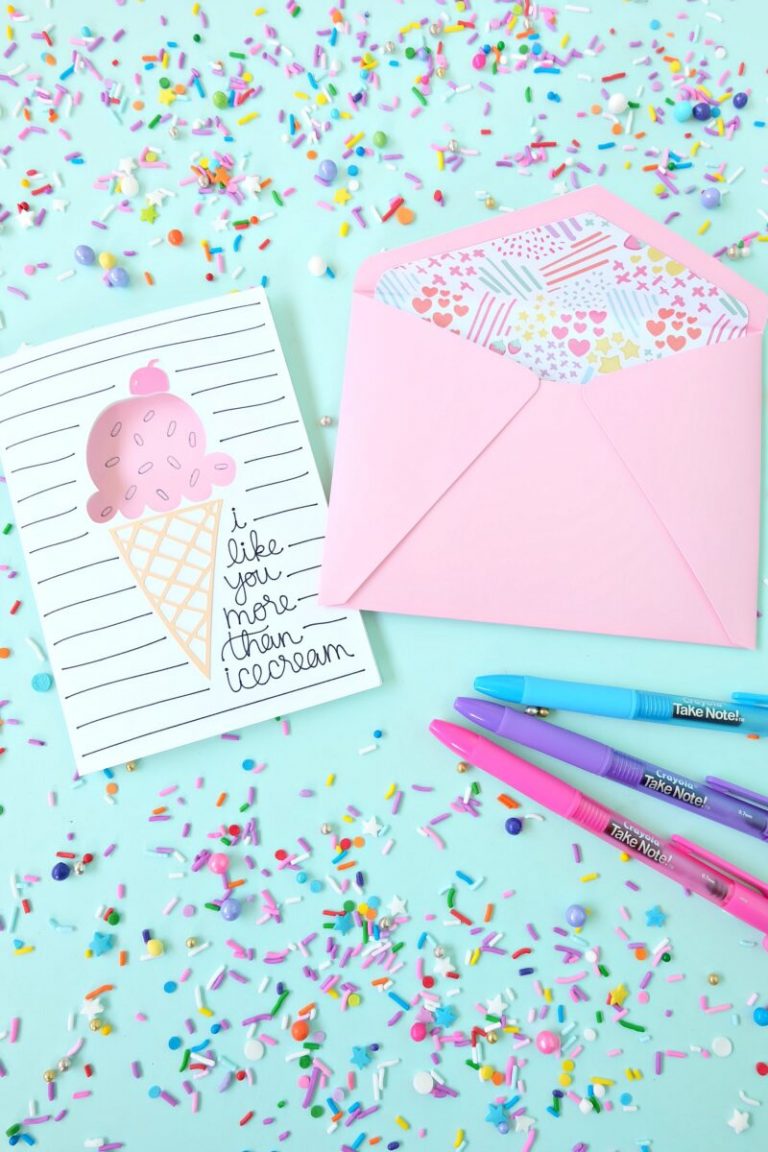 DIY Ice Cream Card Made Using The Cricut