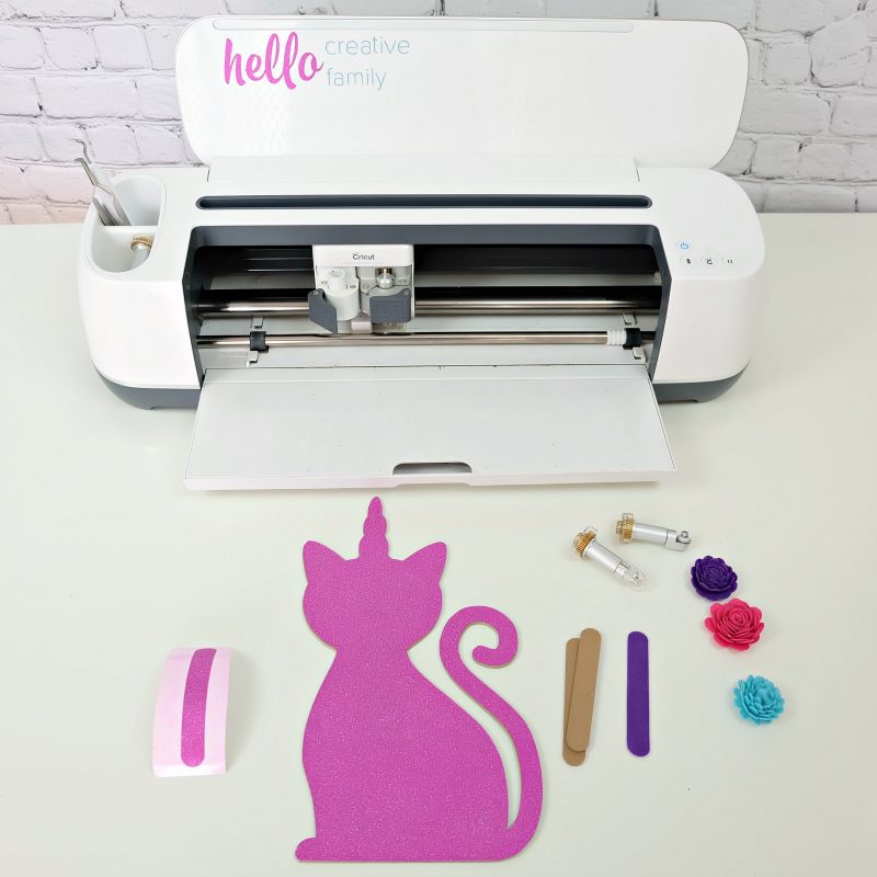 Step by step process for making a Caticorn Necklace Holder from Hello Creative Family. 