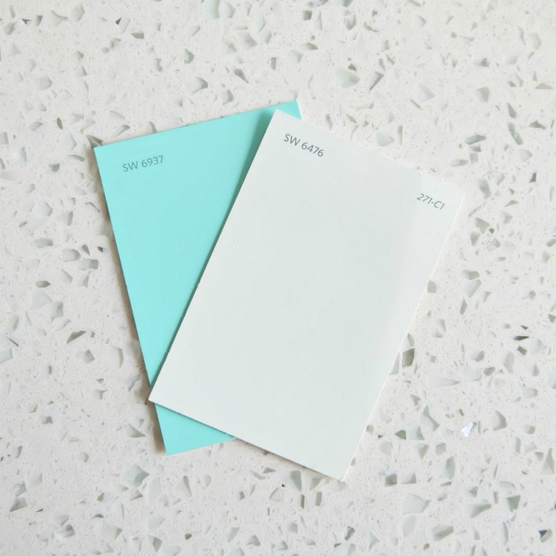 Choosing a paint color for a kitchen remodel can be hard! Hello Creative Family walks through the design process of coming up with a turquoise kitchen color palette with the help of Sherwin-Williams. #Sponsored #DIY #Kitchen #Remodel #Turquoise #Aqua #Teal