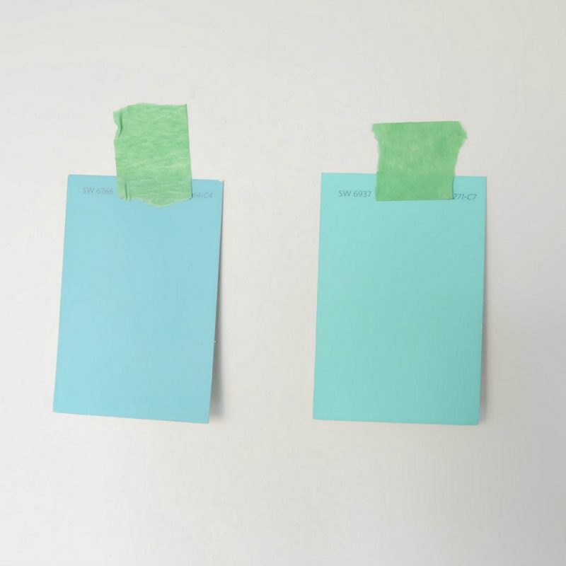 Choosing a paint color for a kitchen remodel can be hard! Hello Creative Family walks through the design process of coming up with a kitchen color palette with the help of Sherwin-Williams. #Sponsored #DIY #Kitchen #Remodel #Turquoise #Aqua #Teal