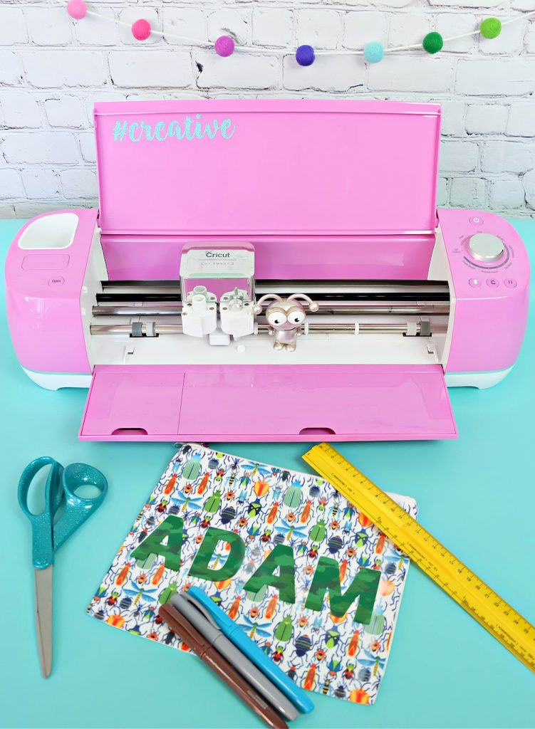 Send your kids back to school in style with a super fun 10 minute DIY project! This Cricut Infusible Ink Pencil Pouch is so easy to make! Customize it with your child's favorite pattern of Infusible Ink and their name for a handmade back to school supply they'll love! #Cricut #InfusibleInk #BackToSchool #DIYBackToSchool #PencilPouch #handmade #DIYSchoolSupplies #CricutMade #CricutCreated #CricutCrafts