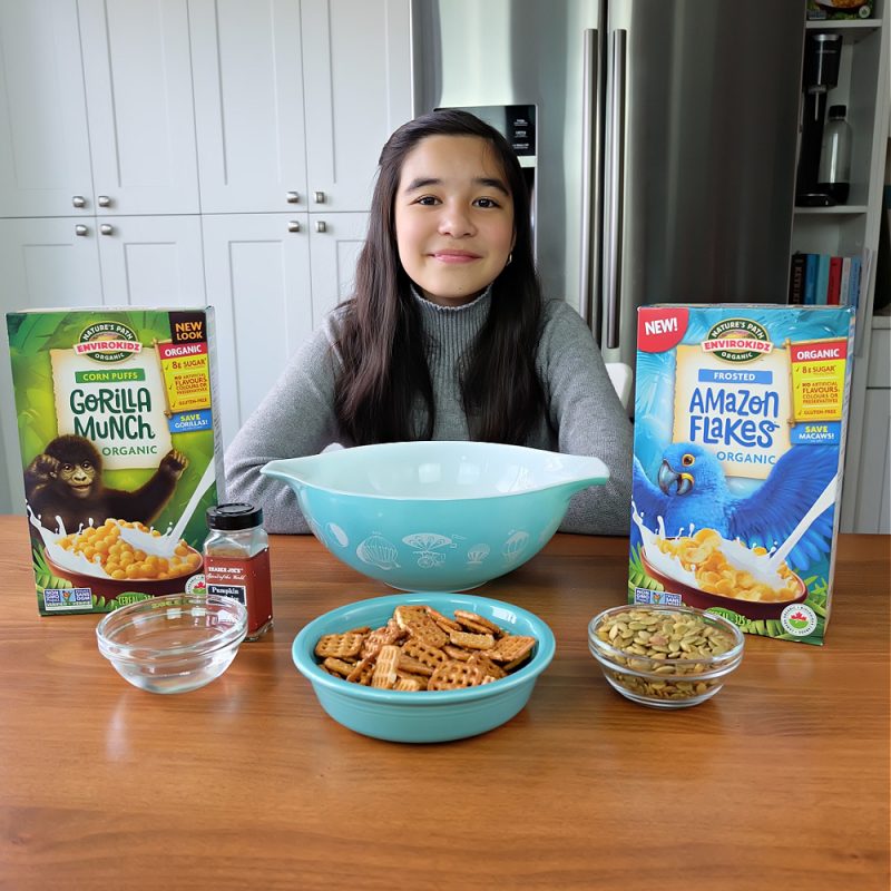 This delicious pumpkin spice fall snack mix recipe is the perfect snack for kids (and adults) looking for a healthy snack. Vegan and nut free, this cereal trail mix recipe is school safe and is a perfect classroom halloween party snack idea! #snack #Recipe #SnackIdea #trailmix #snackmix #cerealmix #cerealrecipe #halloween #fall #autumn #pumpkinspice #homemade #kidfriendly #kidscooking #kidsbaking #snackmix