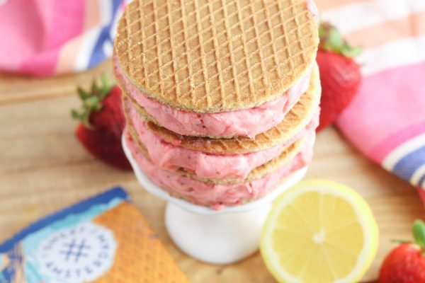 Serve your beautiful strawberry lemonade sorbet ice cream sandwiches and enjoy!