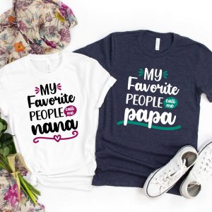 Download these free Nana and Papa SVG Files for making handmade gifts for Grandma and Grandpa for Mother's Day, Father's Day, birthdays and Christmas! Use your Cricut or other electronic cutting machine to craft beautiful DIY shirts, mugs, tote bags, signs and more for Nana and Papa! Includes 15 free grandparent cut files!