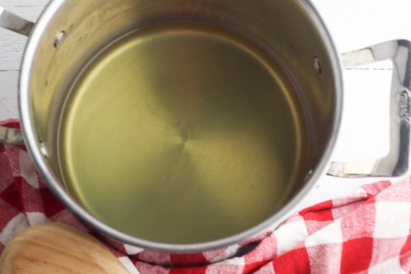 Pour the apple cider in a small saucepan and heat over medium heat. When the cider begins to simmer, reduce heat to low and cook until reduced by half, to around ½ cup.