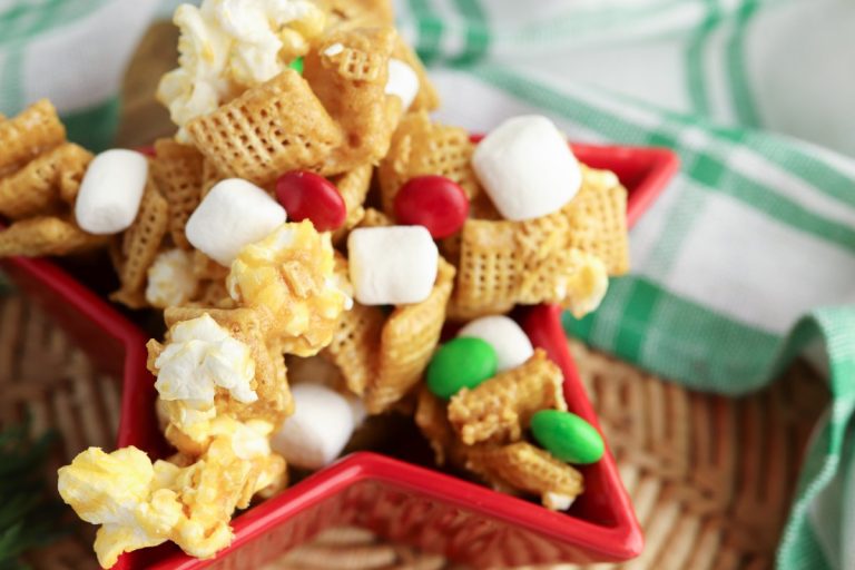 Best Easy Christmas Chex Mix Recipe For The Sweet Tooth