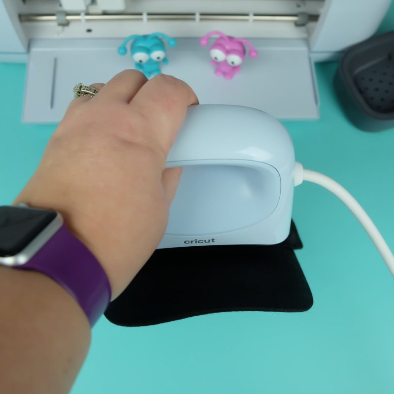 Pressing a hat with the Cricut Hat Press