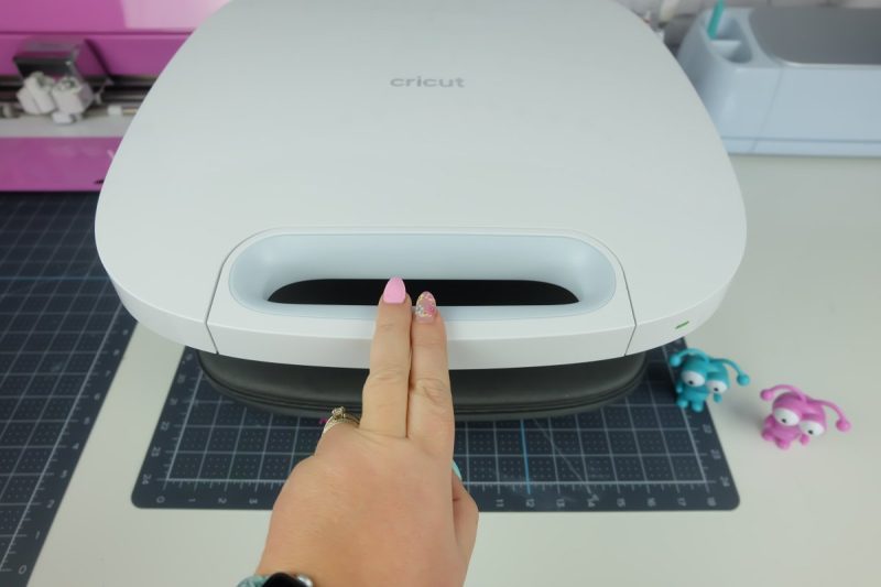 Cricut Autopress Two Finger Closing