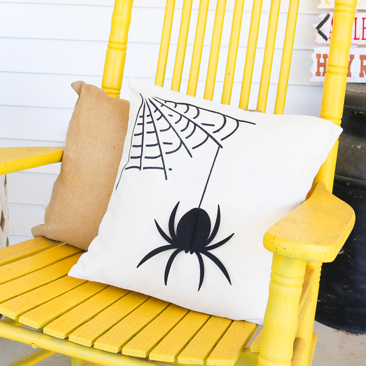 DIY Spider Halloween Pillow from The Country Chic Cottage