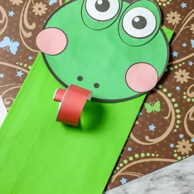Frog Paper Bag Puppet By Life with Darcy & Brian