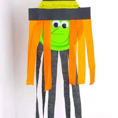 Paper Plate Witch Wind Catcher by Kids Craft Room