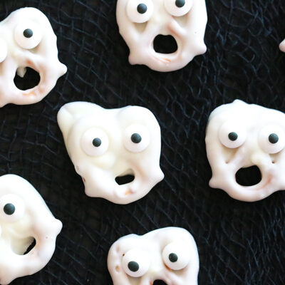 Mini Ghost Pretzels by Simply Being Mommy